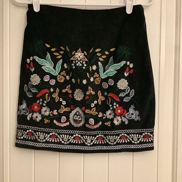 SHEIN Corduroy Embroidered Skirt 🐦 - Picture 1 of 5